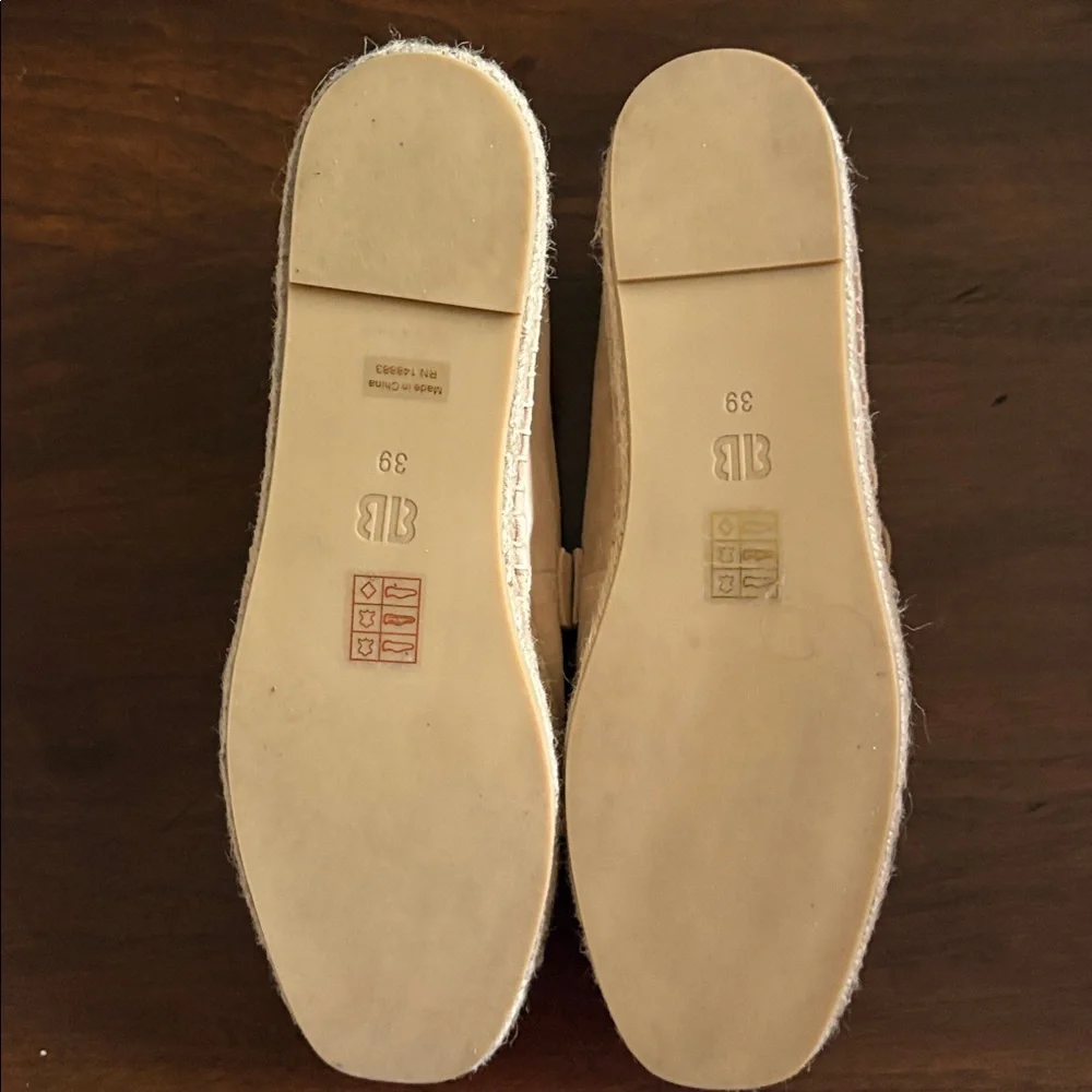 Bibi Lou Beige Suede Slip-On Espadrille Loafers RN 148883 Size 39 (8-8.5) - Picture 2 of 5